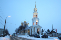 В Рождественский сочельник митрополит Орловский и Болховский Антоний совершил Божественную литургию и вечерню Рождества Христова в Ахтырском кафедральном соборе Орла. 6 января 2019 г.