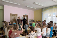 Настоятель храма мучениц Веры, Надежды, Любови и матери их Софии посетил дошкольное учреждение Настоятель храма мучениц Веры, Надежды, Любови и матери их Софии посетил дошкольное учреждение