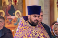 В Великий Четверток, Воспоминание Тайной Вечери, митрополит Орловский и Болховский Тихон возглавил Литургию святителя Василия Великого в храме Казанской иконы Божией Матери города Орла, 9 апреля 2026 года
