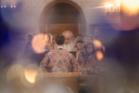 В Великий Четверток, Воспоминание Тайной Вечери, митрополит Орловский и Болховский Тихон возглавил Литургию святителя Василия Великого в храме Казанской иконы Божией Матери города Орла, 9 апреля 2026 года