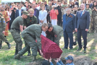 В Кривцовском мемориале Болховского района торжественно перезахоронили останки 121 красноармейца
