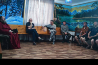 Клирик Николо-Песковского храма посетил Образцовский рабочий дом