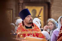 В день памяти святителя Афанасия Великого, архиепископа Александрийского, Перенесения мощей благоверных князей Российских Бориса и Глеба, во Святом Крещении Романа и Давида, митрополит Орловский и Болховский Тихон совершил благодарственный молебен ко Господу в Свято-Успенском монастыре Орла. 15 мая 2026 года