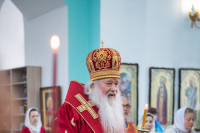 В канун дня памяти преподобного Феодосия, игумена Киево-Печерского, митрополит Орловский и Болховский Тихон возглавил всенощное бдение в храме Сретения Господня в поселке Вятский Посад. 15 мая 2026 года, Орловский муниципальный округ