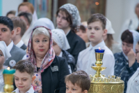 В день памяти преподобного Феодосия, игумена Киево-Печерского, в храме Сретения Господня поселка Вятский Посад совершена Божественная литургия, которую возглавили митрополит Орловский и Болховский Тихон и епископ Североморский и Умбский Тарасий. 16 мая 2026 года.