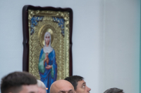 В день памяти преподобного Феодосия, игумена Киево-Печерского, в храме Сретения Господня поселка Вятский Посад совершена Божественная литургия, которую возглавили митрополит Орловский и Болховский Тихон и епископ Североморский и Умбский Тарасий. 16 мая 2026 года.