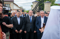 В Духовно-православном центре «Вятский Посад» Орловской области состоялось торжественное открытие памятника схиархимандриту Илию (Ноздрину), 16 мая 2026 года. В Духовно-православном центре «Вятский Посад» Орловской области состоялось торжественное открытие памятника схиархимандриту Илию (Ноздрину), 16 мая 2026 года.