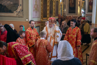 В канун Недели 6-й по Пасхе, о слепом, дня памяти мученицы Пелагии, девы Тарсийской, митрополит Орловский и Болховский Тихон совершил всенощное бдение в Ахтырском кафедральном соборе города Орла. 16 мая 2026 года