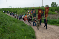 В городе Мценске состоялась Божественная литургия под открытым небом: на месте разрушенного богоборцами Никольского собора на Соборной горе.