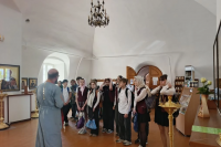 Школьники посетили Вознесенский храм Школьники посетили Вознесенский храм