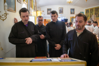 В Попразднство Вознесения Господня, а также в день перенесения мощей святителя и чудотворца Николая из Мир Ликийских в Бар, митрополит Орловский и Болховский Тихон совершил Божественную литургию в Никольском храме поселка Сосково Сосковского района Орловской области. 22 мая 2026 года В Попразднство Вознесения Господня, а также в день перенесения мощей святителя и чудотворца Николая из Мир Ликийских в Бар, митрополит Орловский и Болховский Тихон совершил Божественную литургию в Никольском храме поселка Сосково Сосковского района Орловской области. 22 мая 2026 года