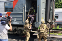 Воспитанники трех орловских воскресных школ стали свидетелями тактико-специальных учений СОБРа, 25 мая 2026 года, г.Орел