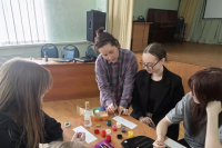 В техникуме Сферы услуг прошли беседа и мастер-класс, посвящённые Дню славянской письменности и культуры. Мероприятие было организовано с целью познакомить студентов с историей родного языка, духовными истоками письменной традиции и культурным наследием славянских народов.26 мая 2026 года, г.Орел В техникуме Сферы услуг прошли беседа и мастер-класс, посвящённые Дню славянской письменности и культуры. Мероприятие было организовано с целью познакомить студентов с историей родного языка, духовными истоками письменной традиции и культурным наследием славянских народов.26 мая 2026 года, г.Орел