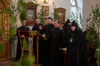 В канун Дня Святой Троицы, Пятидесятницы, дня памяти преподобного Макария Алтайского, митрополит Орловский и Болховский Тихон возглавил всенощное бдение с литией в Троицком Рождества Богородицы Оптине женском монастыре города Болхова. 30 мая 2026 года. В канун Дня Святой Троицы, Пятидесятницы, дня памяти преподобного Макария Алтайского, митрополит Орловский и Болховский Тихон возглавил всенощное бдение с литией в Троицком Рождества Богородицы Оптине женском монастыре города Болхова. 30 мая 2026 года.