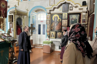 Клирик Свято-Троицкого храма провел экскурсию для выпускников 