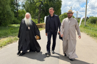 Глава Орловской митрополии принял участие в праздничных мероприятиях «Троицкие хороводы», 31 мая 2026 года, село Льгов Хотынецкого района Орловской области.