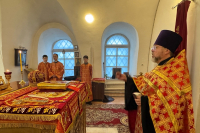 В канун Недели 5-й по Пасхе, о самаряныне, митрополит Орловский и Болховский Тихон совершил всенощное бдение в Троице-Васильевском храме города Орла. 9 мая 2026 года