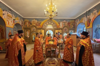 В канун Недели 5-й по Пасхе, о самаряныне, митрополит Орловский и Болховский Тихон совершил всенощное бдение в Троице-Васильевском храме города Орла. 9 мая 2026 года