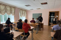 Клирик Богоявленского собора поговорил со студентами о христианской любви Клирик Богоявленского собора поговорил со студентами о христианской любви