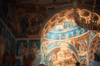 В Седмицу 1-ю по Пятидесятнице (сплошную), в день Святого Духа, в день памяти благоверного великого князя Димитрия Донского и великой княгини Евдокии, в инокинях Евфросинии, митрополит Орловский и Болховский Тихон совершил Божественную Литургию в Свято-Троицком храме поселка Шахово Кромского района Орловской области. 1 июня 2026 года. В Седмицу 1-ю по Пятидесятнице (сплошную), в день Святого Духа, в день памяти благоверного великого князя Димитрия Донского и великой княгини Евдокии, в инокинях Евфросинии, митрополит Орловский и Болховский Тихон совершил Божественную Литургию в Свято-Троицком храме поселка Шахово Кромского района Орловской области. 1 июня 2026 года.
