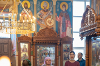В Седмицу 1-ю по Пятидесятнице (сплошную), в день Святого Духа, в день памяти благоверного великого князя Димитрия Донского и великой княгини Евдокии, в инокинях Евфросинии, митрополит Орловский и Болховский Тихон совершил Божественную Литургию в Свято-Троицком храме поселка Шахово Кромского района Орловской области. 1 июня 2026 года. В Седмицу 1-ю по Пятидесятнице (сплошную), в день Святого Духа, в день памяти благоверного великого князя Димитрия Донского и великой княгини Евдокии, в инокинях Евфросинии, митрополит Орловский и Болховский Тихон совершил Божественную Литургию в Свято-Троицком храме поселка Шахово Кромского района Орловской области. 1 июня 2026 года.