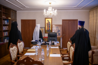 В резиденции Управляющего Орловской епархией состоялось очередное заседание Архиерейского совета Орловской митрополии под председательством главы митрополии митрополита Орловского и Болховского Тихона.18 июня 2026 года, г. Орел