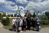Пожилые подопечные Комплексного центра социального обслуживания населения Хотынецкого района посетили Свято-Успенский мужской монастырь. 19 июня 2026 года, г.Орел Пожилые подопечные Комплексного центра социального обслуживания населения Хотынецкого района посетили Свято-Успенский мужской монастырь. 19 июня 2026 года, г.Орел