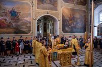 В день памяти святого великомученика Феодора Стратилата, Небесного покровителя сотрудников Федеральной службы судебных приставов, митрополит Орловский и Болховский Тихон возглавил торжественный молебен в Ахтырском кафедральном соборе города Орла, 21 июня 2026 года. В день памяти святого великомученика Феодора Стратилата, Небесного покровителя сотрудников Федеральной службы судебных приставов, митрополит Орловский и Болховский Тихон возглавил торжественный молебен в Ахтырском кафедральном соборе города Орла, 21 июня 2026 года.