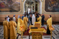В день памяти святого великомученика Феодора Стратилата, Небесного покровителя сотрудников Федеральной службы судебных приставов, митрополит Орловский и Болховский Тихон возглавил торжественный молебен в Ахтырском кафедральном соборе города Орла, 21 июня 2026 года. В день памяти святого великомученика Феодора Стратилата, Небесного покровителя сотрудников Федеральной службы судебных приставов, митрополит Орловский и Болховский Тихон возглавил торжественный молебен в Ахтырском кафедральном соборе города Орла, 21 июня 2026 года.
