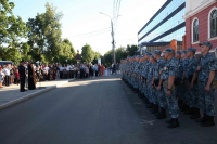 Председатель епархиального отдела по взаимодействию с правоохранительными органами иерей Евгений Щенников благословил сотрудников УМВД России по Орловской области на шестимесячную служебную командировку в Северо-Кавказский федеральный округ. 20 июня 2026 года, г.Орел Председатель епархиального отдела по взаимодействию с правоохранительными органами иерей Евгений Щенников благословил сотрудников УМВД России по Орловской области на шестимесячную служебную командировку в Северо-Кавказский федеральный округ. 20 июня 2026 года, г.Орел