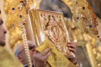 В канун Недели 4-й по Пятидесятнице, дня памяти святителя Ионы, митрополита Московского и всея Руси, чудотворца, и святителя Михаила, первого митрополита Киевского, митрополит Орловский и Болховский Тихон возглавил всенощное бдение в Ахтырском кафедральном соборе города Орла. 27 июня 2026 года, г.Орел