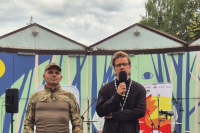 Председатель молодежного отдела Орловской епархии иерей Дионисий Костомаров принял участие в праздновании Дня молодежи, 27 июня 2026 года, г.Орел