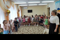 Настоятель храма мучениц Веры, Надежды, Любови и матери их Софии благословил дошкольников на летние каникулы