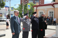  Председатель епархиального отдела по взаимодействию с правоохранительными учреждениями иерей Евгений Щенников благословил личный состав регионального УМВД на торжественной церемонии принятия присяги, 5 июня 2026 года, г.Орел