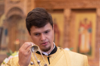 В канун дня святых, славных и всехвальных первоверховных апостолов Петра и Павла, митрополит Орловский и Болховский Тихон совершил всенощное бдение в храме Иверской иконы Божией Матери города Орла. 11 июля 2026 г. В канун дня святых, славных и всехвальных первоверховных апостолов Петра и Павла, митрополит Орловский и Болховский Тихон совершил всенощное бдение в храме Иверской иконы Божией Матери города Орла. 11 июля 2026 г.