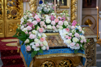 В канун дня Ахтырской иконы Божией Матери, митрополит Орловский и Болховский Тихон совершил всенощное бдение в Ахтырском кафедральном соборе города Орла. 14 июля 2026 г.
