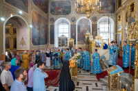 В день празднования Ахтырской иконы Божией Матери, митрополит Орловский и Болховский Тихон возглавил Божественную литургию в Ахтырском кафедральном соборе города Орла. 15 июля 2026 г. В день празднования Ахтырской иконы Божией Матери, митрополит Орловский и Болховский Тихон возглавил Божественную литургию в Ахтырском кафедральном соборе города Орла. 15 июля 2026 г.