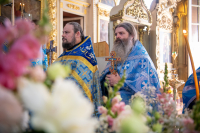 В день празднования Ахтырской иконы Божией Матери, митрополит Орловский и Болховский Тихон возглавил Божественную литургию в Ахтырском кафедральном соборе города Орла. 15 июля 2026 г. В день празднования Ахтырской иконы Божией Матери, митрополит Орловский и Болховский Тихон возглавил Божественную литургию в Ахтырском кафедральном соборе города Орла. 15 июля 2026 г.