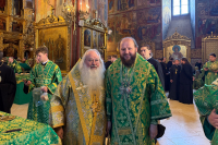 18 июля 2026 года, в праздник обретения честных мощей преподобного Сергпия, игумена Радонежского (1422), Святейший Патриарх Московский и всея Руси Кирилл совершил Божественную литургию на Соборной площади Свято-Троицкой Сергиевой лавры. Вместе с сонмом архиереев Предстоятелю Русской Православной Церкви сослужил и глава Орловской митрополии. 18 июля 2026 года, в праздник обретения честных мощей преподобного Сергпия, игумена Радонежского (1422), Святейший Патриарх Московский и всея Руси Кирилл совершил Божественную литургию на Соборной площади Свято-Троицкой Сергиевой лавры. Вместе с сонмом архиереев Предстоятелю Русской Православной Церкви сослужил и глава Орловской митрополии.