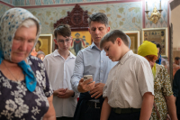 В день Собора Радонежских святых, митрополит Орловский и Болховский Тихон возглавил Божественную литургию в храме иконы Божией Матери «Знамение» Курская-Коренная города Орла. 19 июля 2026 г. В день Собора Радонежских святых, митрополит Орловский и Болховский Тихон возглавил Божественную литургию в храме иконы Божией Матери «Знамение» Курская-Коренная города Орла. 19 июля 2026 г.