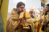 В день Собора Радонежских святых, митрополит Орловский и Болховский Тихон возглавил Божественную литургию в храме иконы Божией Матери «Знамение» Курская-Коренная города Орла. 19 июля 2026 г. В день Собора Радонежских святых, митрополит Орловский и Болховский Тихон возглавил Божественную литургию в храме иконы Божией Матери «Знамение» Курская-Коренная города Орла. 19 июля 2026 г.