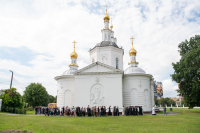 В день празднования Собора Архангела Гавриила, в Богоявленском соборе города Орла было совершено отпевание новопреставленного протоиерея Георгия Борисовича Леонтьева — старейшего клирика Орловской епархии, почившего 24 июля на 77-м году жизни. 26 июля 2025 года. В день празднования Собора Архангела Гавриила, в Богоявленском соборе города Орла было совершено отпевание новопреставленного протоиерея Георгия Борисовича Леонтьева — старейшего клирика Орловской епархии, почившего 24 июля на 77-м году жизни. 26 июля 2025 года.