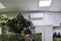 Благочинный Мценского округа посетил волонтеров Благочинный Мценского округа посетил волонтеров