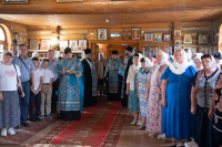 Вечером, 20 июля, в канун празднования явления Казанской иконы Божией Матери, митрополит Орловский и Болховский совершил всенощное бдение в Казанском храме поселка Стрелецкий Орловского муниципального округа. 20 июля 2026 г.