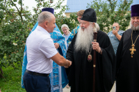 В день празднования явления Казанской иконы Божией Матери, митрополит Орловский и Болховский Тихон возглавил Божественную литургию в Казанском храме деревни Арбузово Кромского района. 21 июля 2026 года В день празднования явления Казанской иконы Божией Матери, митрополит Орловский и Болховский Тихон возглавил Божественную литургию в Казанском храме деревни Арбузово Кромского района. 21 июля 2026 года