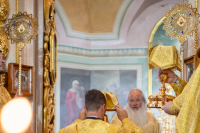 В Неделю памяти святых отцов шести Вселенских Соборов Владыка Тихон совершил Литургию в Ахтырском кафедральном соборе. 26 июля 2026 г. В Неделю памяти святых отцов шести Вселенских Соборов Владыка Тихон совершил Литургию в Ахтырском кафедральном соборе. 26 июля 2026 г.