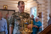 В день памяти святого равноапостольного великого князя Владимира, во Святом Крещении Василия, и празднования Дня Крещения Руси, митрополит Орловский и Болховский Тихон совершил чин малого освящения храма в честь святого равноапостольного князя Владимира, возведенного на территории Управления Федеральной службы войск национальной гвардии Российской Федерации по Орловской области, после чего возглавил Божественную литургию в новоосвященном храме. 28 июля 2026 года, г.Орел В день памяти святого равноапостольного великого князя Владимира, во Святом Крещении Василия, и празднования Дня Крещения Руси, митрополит Орловский и Болховский Тихон совершил чин малого освящения храма в честь святого равноапостольного князя Владимира, возведенного на территории Управления Федеральной службы войск национальной гвардии Российской Федерации по Орловской области, после чего возглавил Божественную литургию в новоосвященном храме. 28 июля 2026 года, г.Орел
