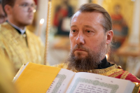 В канун Недели 5-й по Пятидесятнице, митрополит Орловский и Болховский Тихон совершил всенощное бдение в храме Казанской иконы Божией Матери города Орла. 4 июля 2026 года.