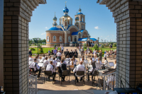 В день обретения мощей преподобного Серафима Саровского, чудотворца (1903), и Собора Курских святых, митрополит Орловский и Болховский Тихон совершил Божественную литургию в нижнем храме в честь преподобного Серафима Саровского подсобного хозяйства «Орловский Колос». 1 августа 2026 года, Орловский муниципальный округ В день обретения мощей преподобного Серафима Саровского, чудотворца (1903), и Собора Курских святых, митрополит Орловский и Болховский Тихон совершил Божественную литургию в нижнем храме в честь преподобного Серафима Саровского подсобного хозяйства «Орловский Колос». 1 августа 2026 года, Орловский муниципальный округ