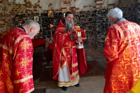 В день празднования памяти святого мученика Иоанна Воина в руинированном храме деревни Гладкое была совершена Божественная Литургия.12 августа 2026 года, Мценский район